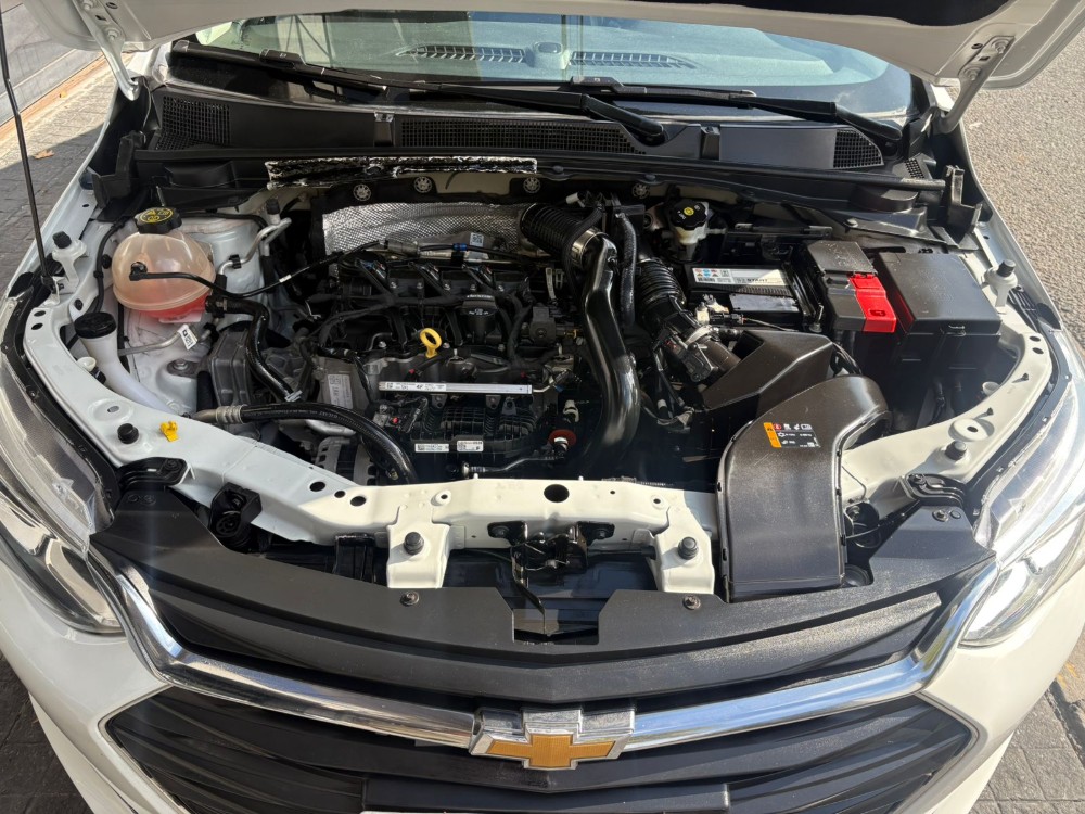 Chevrolet Onix Premier — foto 14